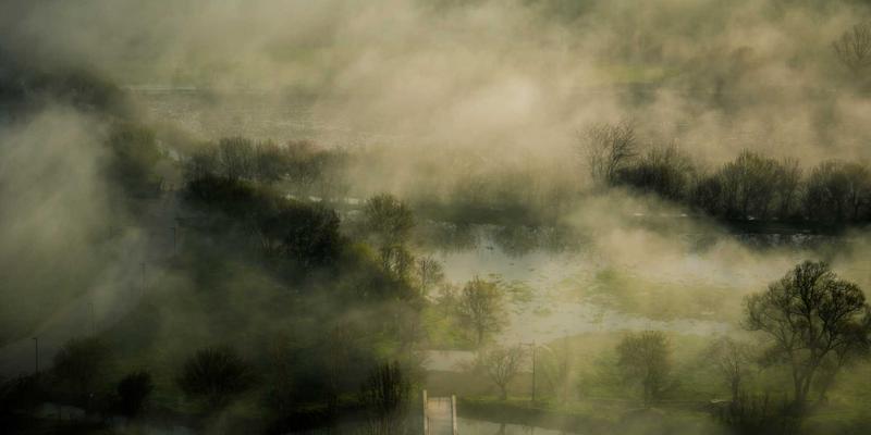 防裂贴材料耐老化性能深度研究：紫外线、高温与水分长期作用下的表现